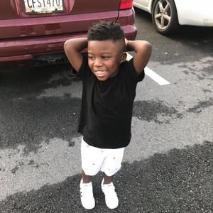 Meet your Posher, Cynthia